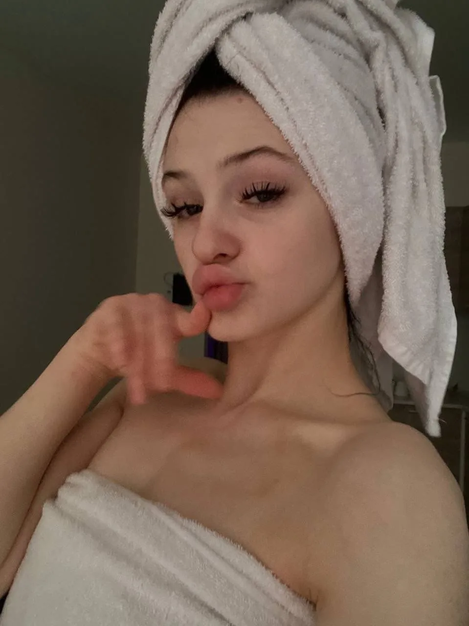Leyla - Küçükçekmece Escort