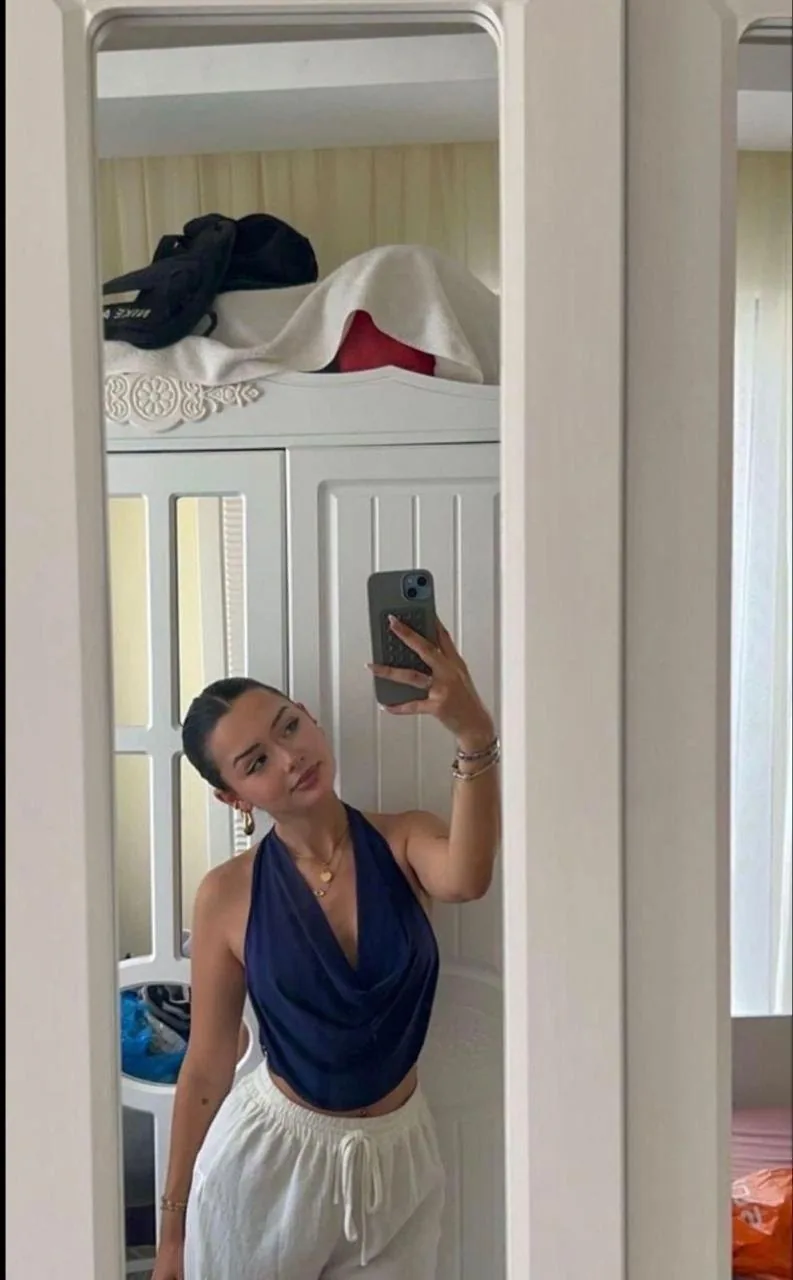 Gül - Küçükçekmece Escort