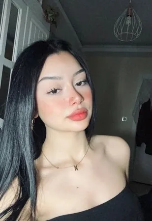 Melike - Küçükçekmece Escort